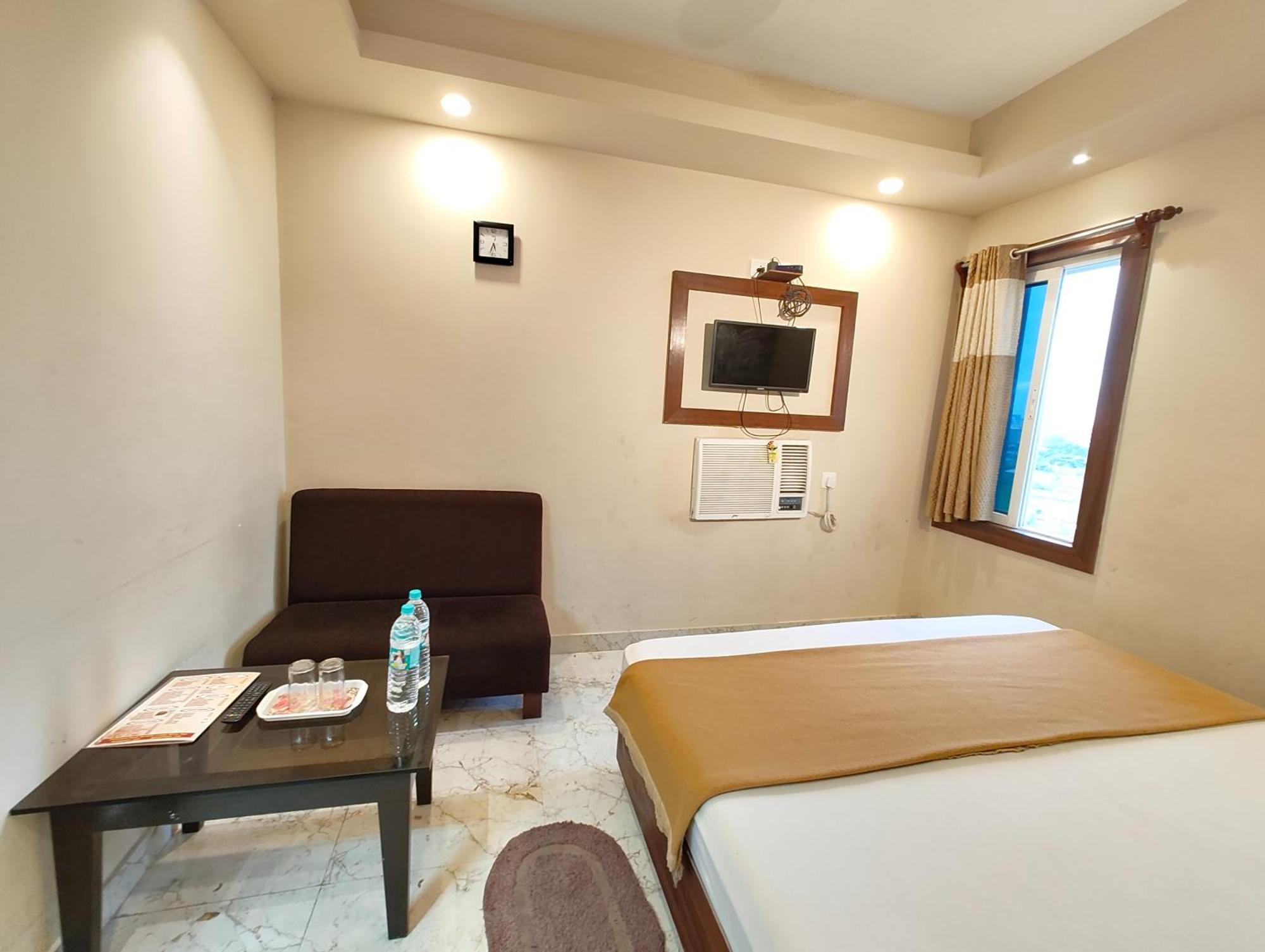 "Hotel Aradhya Puri"- Luxur- Room With Sea-View - Prime Location With Parking Facilities - Best Hotel In Puri Esterno foto