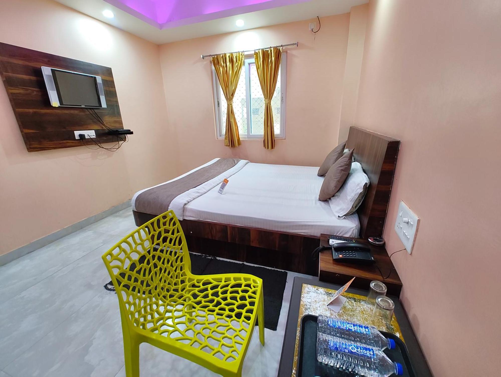 "Hotel Aradhya Puri"- Luxur- Room With Sea-View - Prime Location With Parking Facilities - Best Hotel In Puri Esterno foto