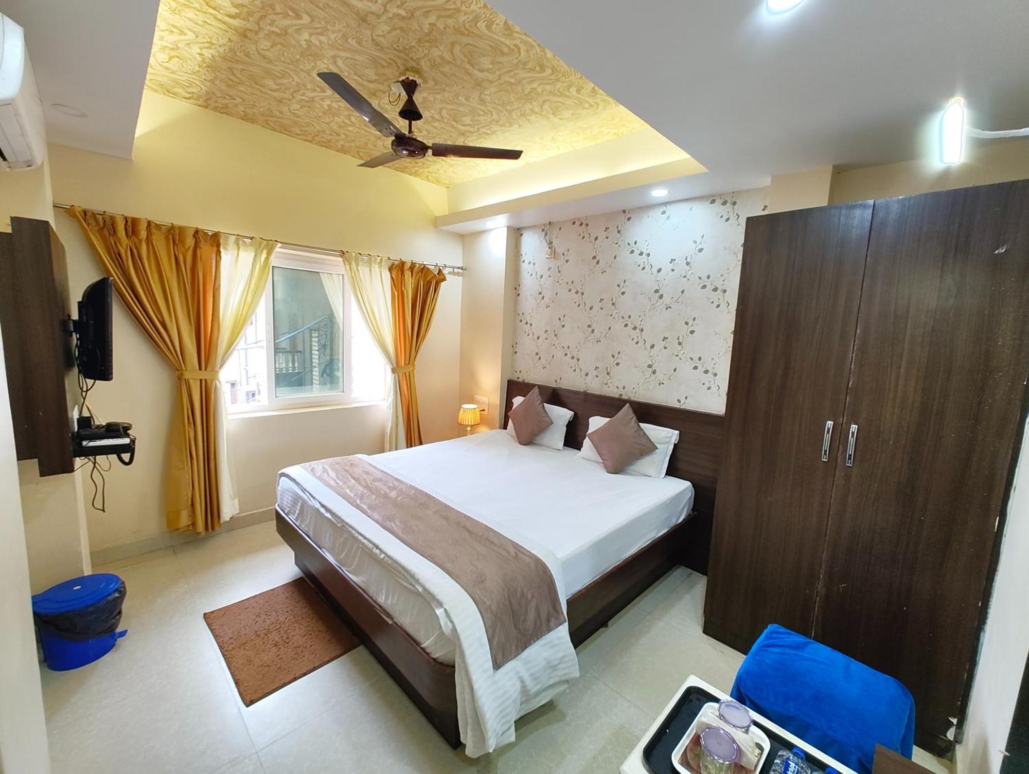 "Hotel Aradhya Puri"- Luxur- Room With Sea-View - Prime Location With Parking Facilities - Best Hotel In Puri Esterno foto